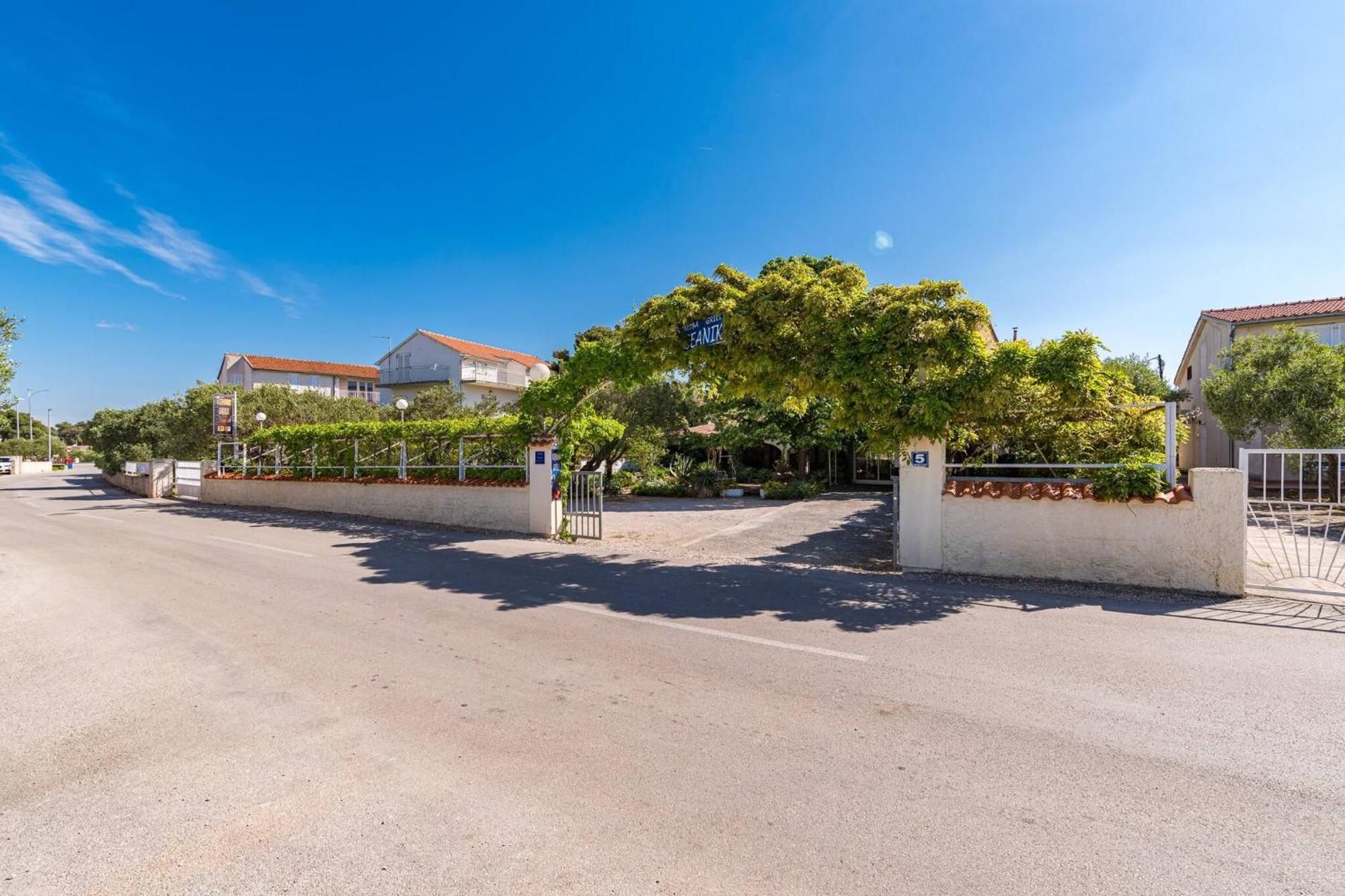 Apartments Nena بروداريكا المظهر الخارجي الصورة